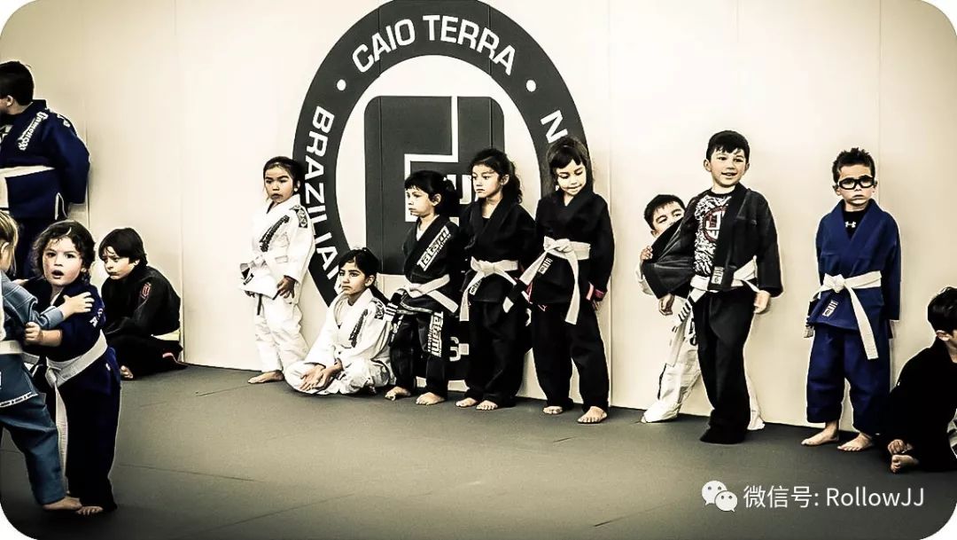 广州飓浪巴西柔术：三分钟快速了解巴西柔术