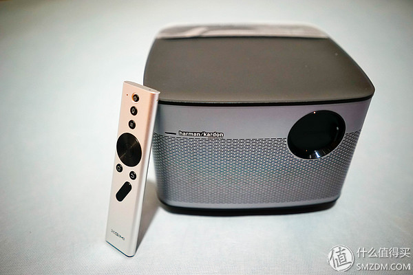 微投和专业投影,微投好还是专业投影仪好