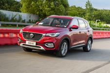 名爵hs2018款19年上牌1.5t顶配,名爵hs正式上市售价11.98万起