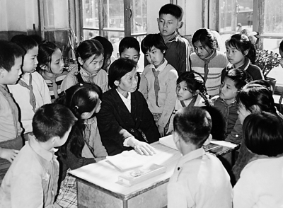 双枪老太婆邓惠中是怎么死的,双枪老太婆邓惠中