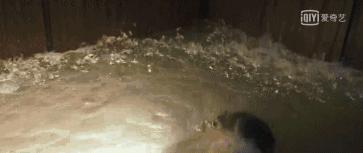 打滴滴的女孩遇险自救,滴滴事件女生怎么保命