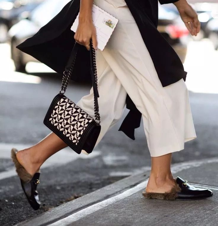 2019款gucci大logo拖鞋,gucci新款拖鞋