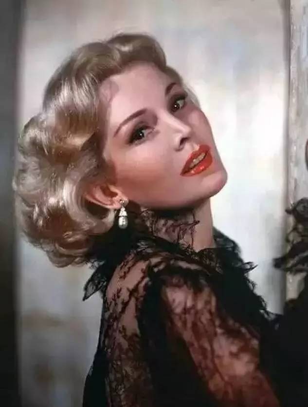 好莱坞著名女星离婚,好莱坞刚离婚的一对金童玉女