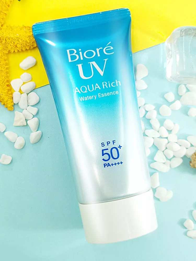 防晒做不对看起来老十岁,从十几岁做好防晒到现在