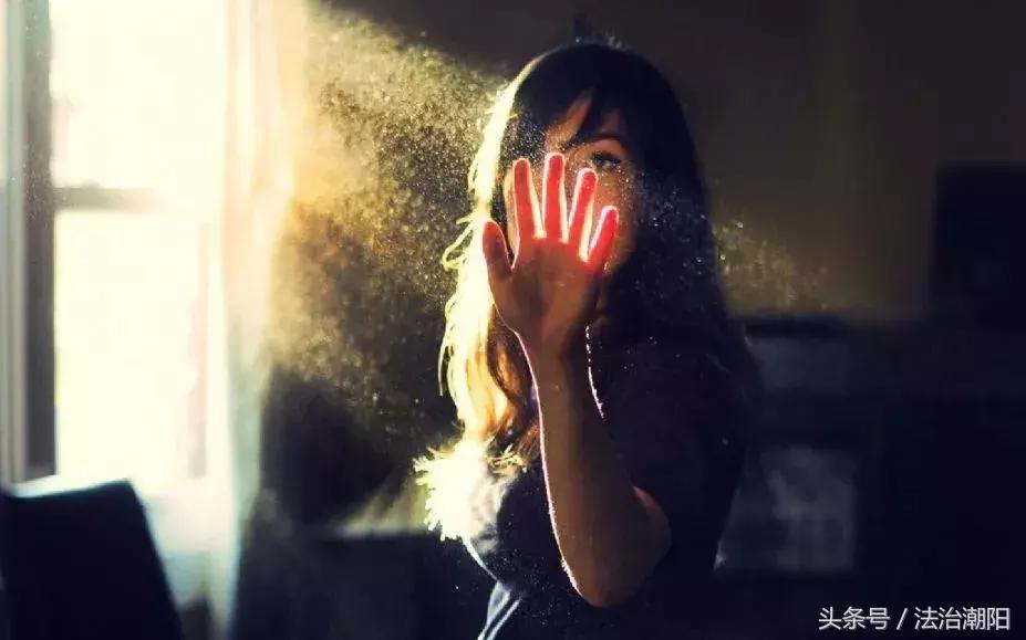 陪吸毒的女的,吸毒女真实案件