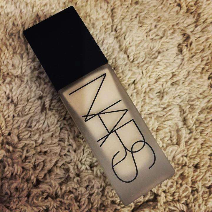 混油皮粉底液平价学生40元以下,欧美粉底液油皮小麦色推荐