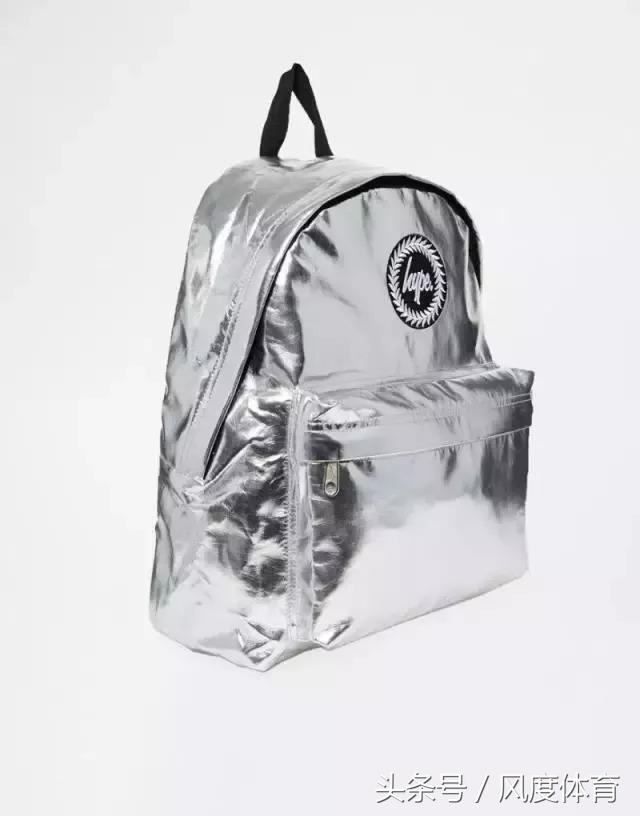 开学季，不打算更新装备来个SportyStyle套装吗？