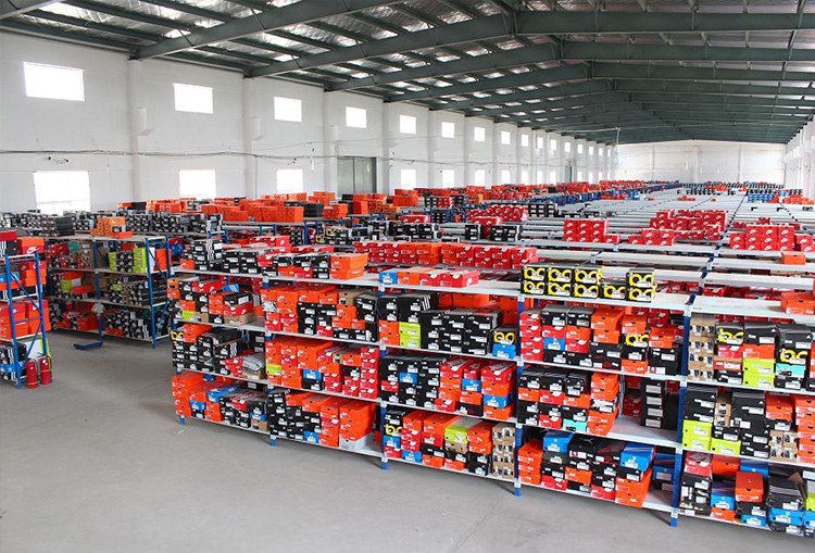 莆田鞋穿出去犯不犯法,莆田鞋穿了一定不好吗