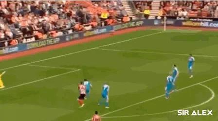 好球有意思,果然每一个巨星都有乌龙的瞬间,最后一个直接笑趴