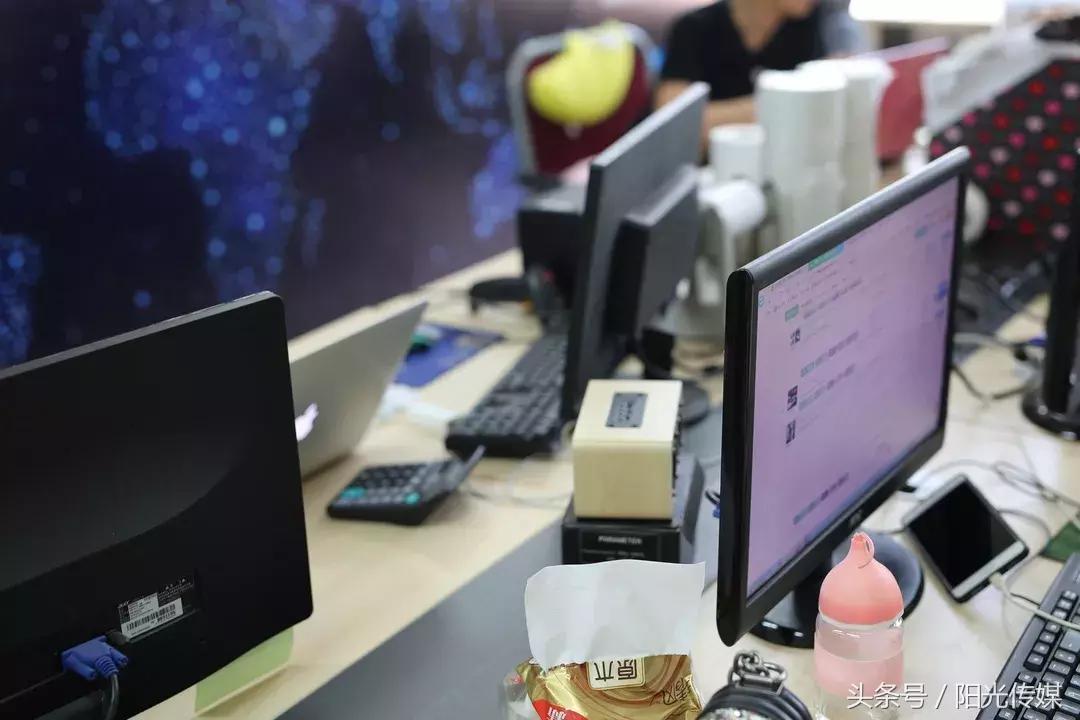 互联网时代新型电商,互联网时代的跨境电商新形势