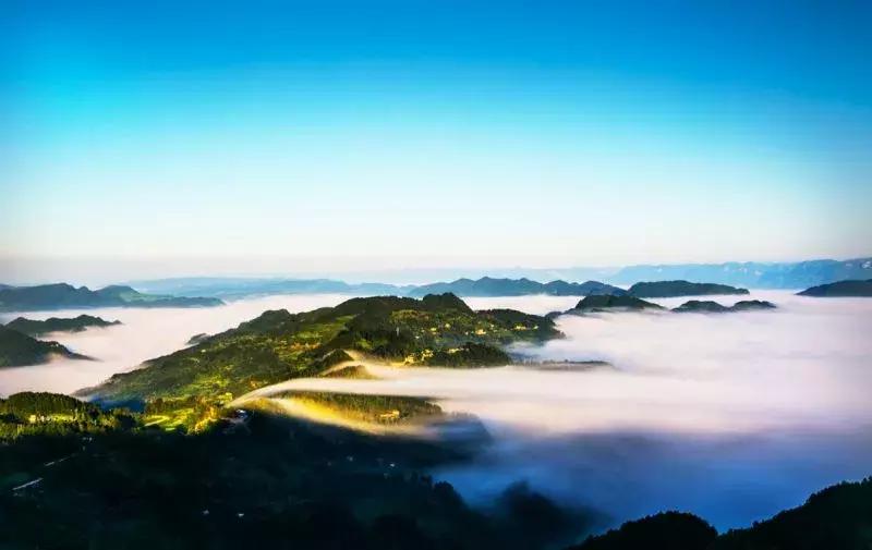 重庆人怎么躲“秋老虎”,秋老虎去哪里避暑