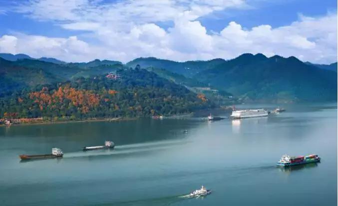 重庆人怎么躲“秋老虎”,秋老虎去哪里避暑