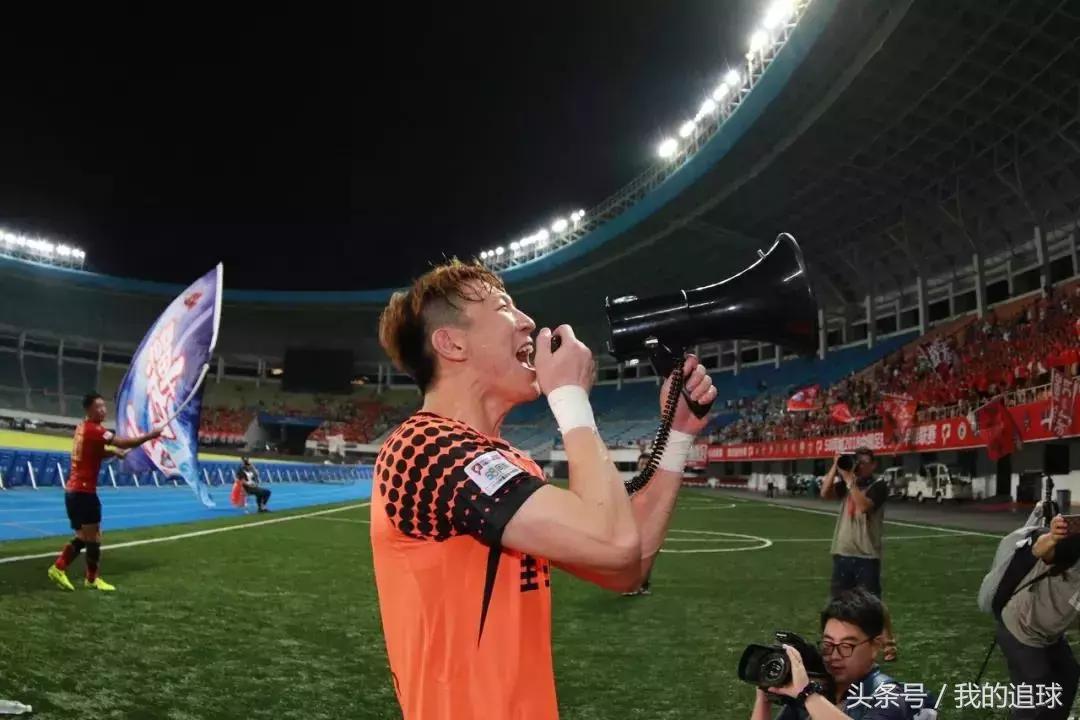 球票大派送！本周日我们一起见证深足冲超关键战！