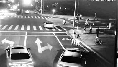 昆山警方破获最新案件,昆山杀人案属于正当防卫吗