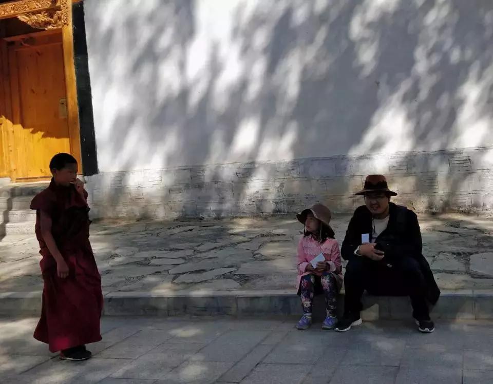 拉卜楞寺喇嘛居然能讲一口流利的英语桑科草原跑马收费陷阱多