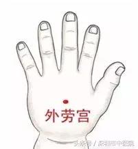 宝宝半夜哭闹的原因及解决方法,宝宝晚上哭闹小儿推拿的方法