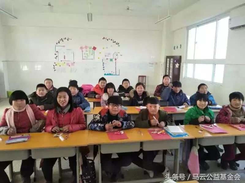 人物故事|童心童趣的乡村教师与她的数学魔法王国