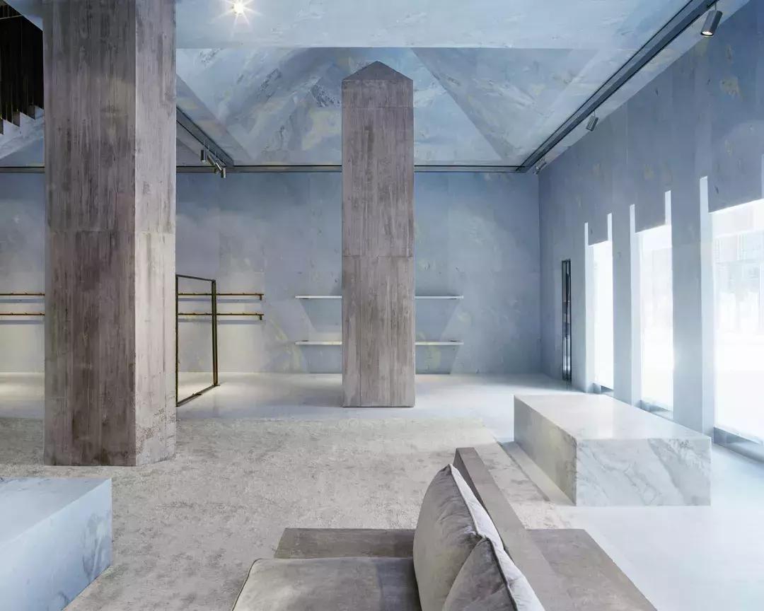 杩堥樋瀵嗚璁″尯濂緢鍝佹棗鑸板簵,铏氭嫙鍜岀幇瀹炵殑铻嶅悎