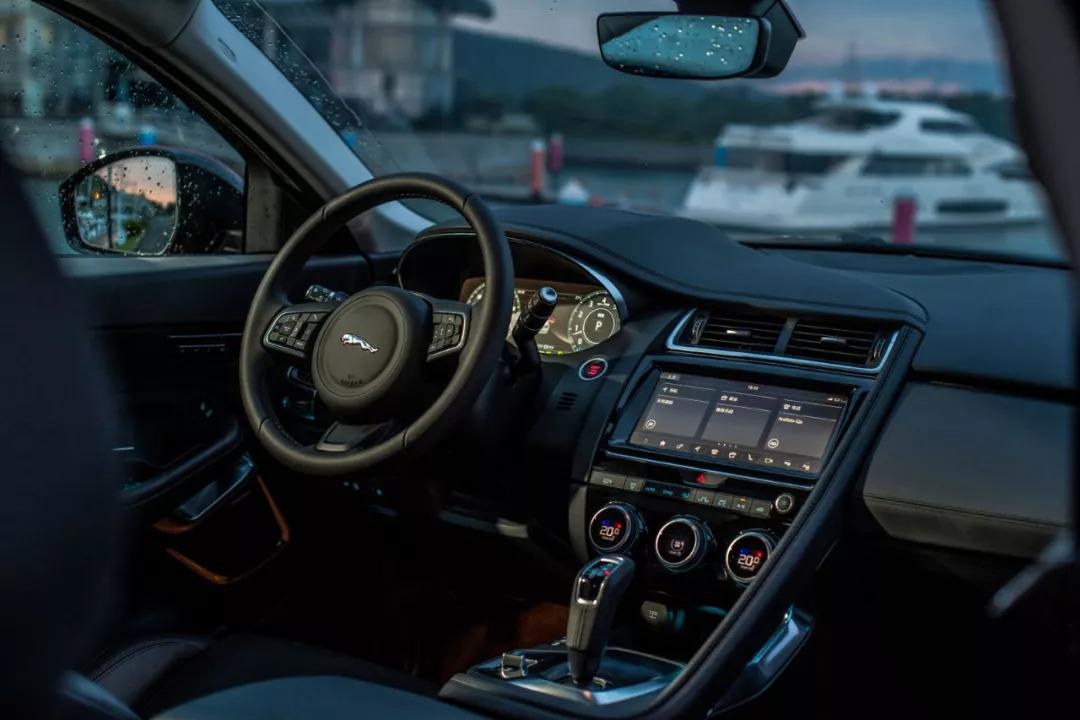 2024捷豹e-pace和长安uni-t运动版对比,捷豹e-pacep200与p200s有什么区别