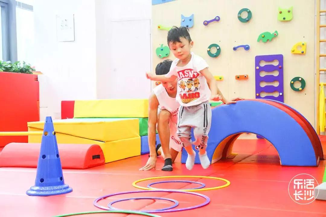 不办健身卡健身房可以就去一次吗,不办健身卡自己在家健身