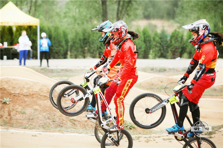 从农家小院飞出的亚运会冠军！来认识一下22岁的靖远姑娘张娅儒