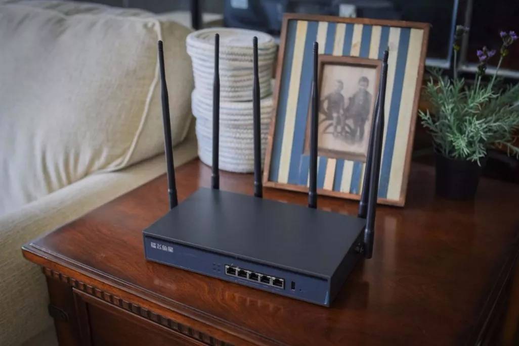 好企业“快”人一步，飞鱼星快速组网路由器初体验