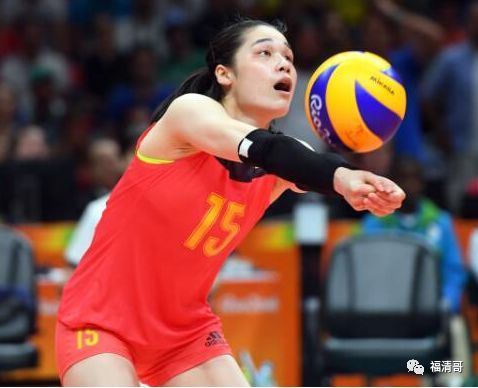 厉害了女孩子的视频,厉害了女孩一杆清台