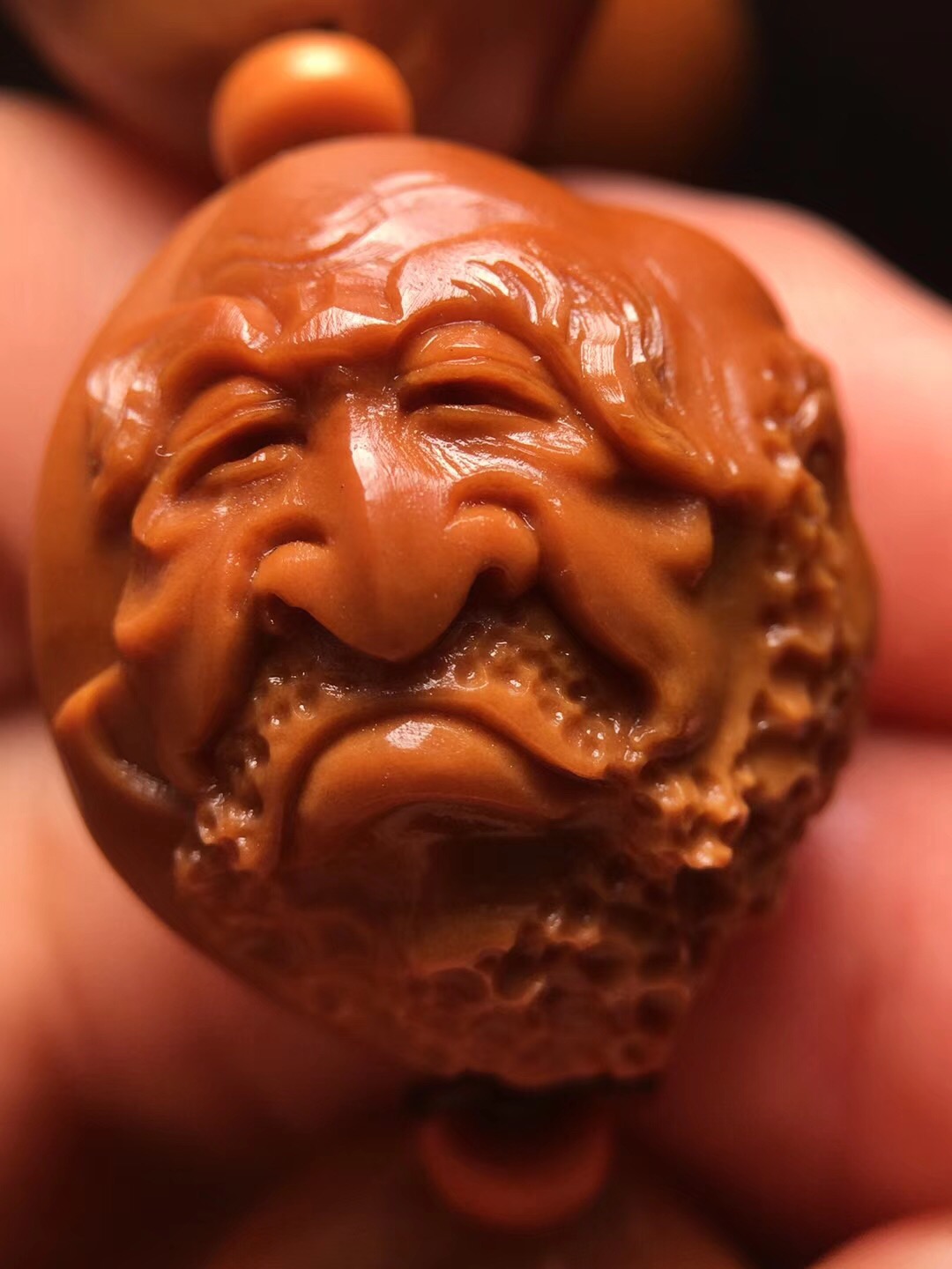 颐缘轩精品橄榄核雕,精品手工橄榄核雕