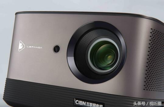 led投影技术,led投影增加亮度