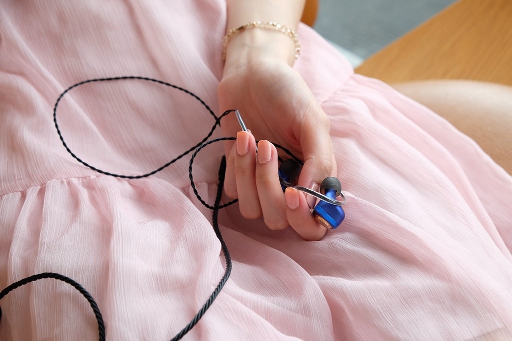 锦瑟香也tfzkingrs测评,tfz耳塞测评