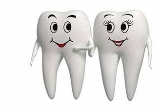 莫将“磕牙”当小事运动不当小心发生牙根折裂