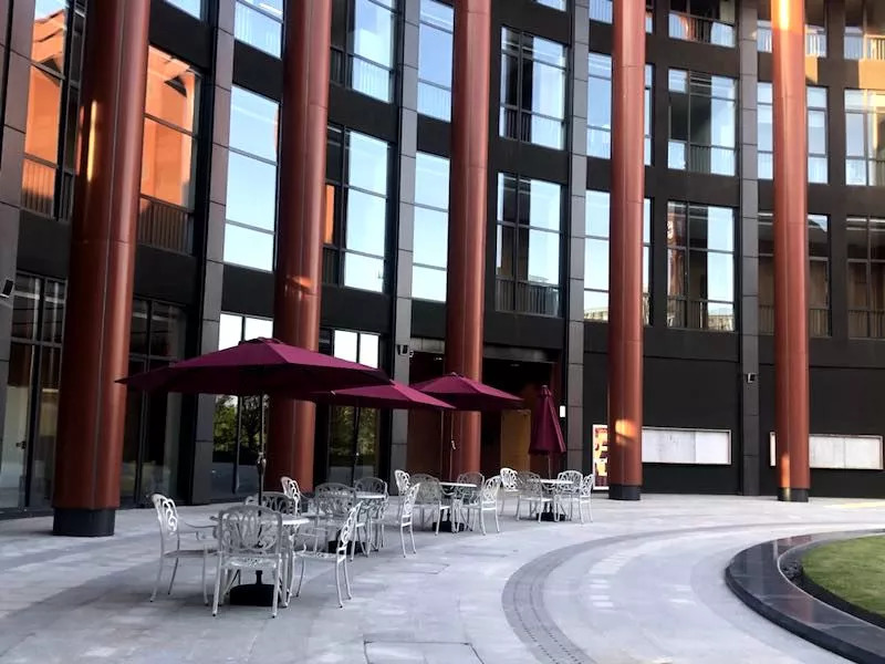 学费1万6，托管到7点，马术、高尔夫不存在的！独家采访南外方山校区校长