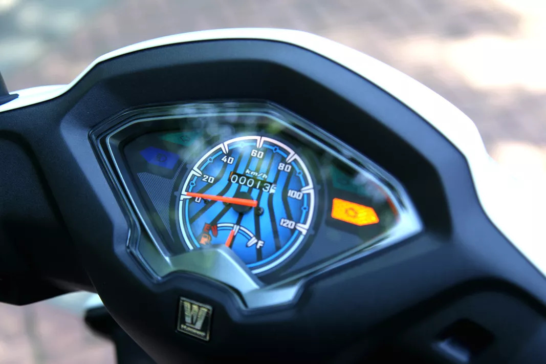 豪爵vh125s珍珠白,豪爵vh125性能怎样