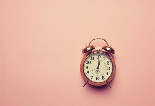 为什么热馒头老是有水,馒头热了就变硬了是怎么回事