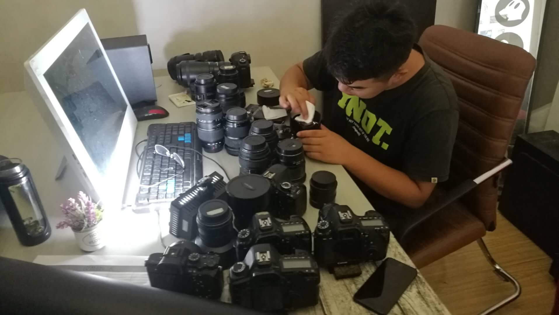 做自媒体拍短视频要些什么东西,如何玩转自媒体短视频