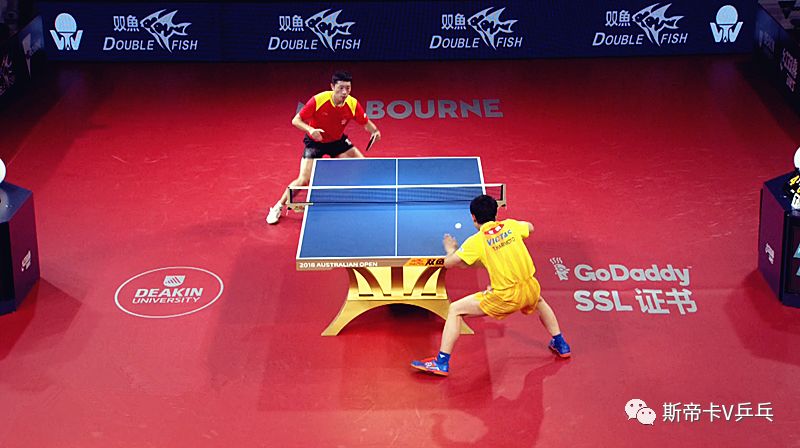 许昕的直板横打,许昕直板和削球