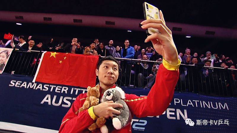 许昕的直板横打,许昕直板和削球