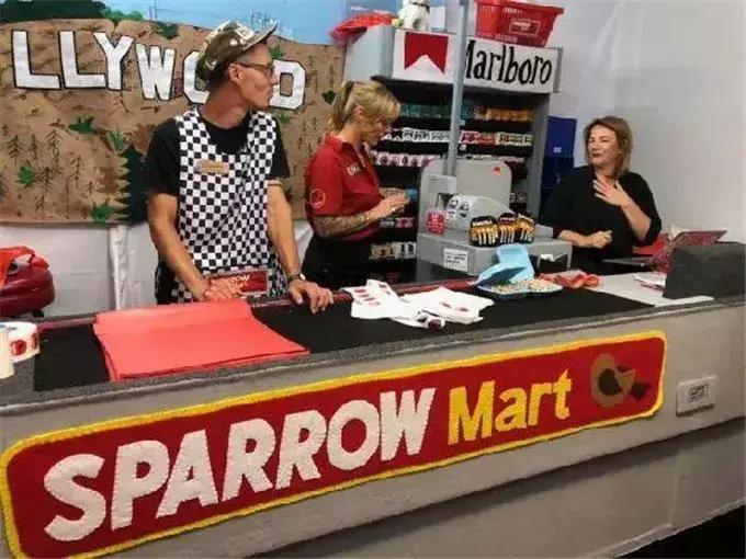 卖假货还能瞬间秒空，英国艺术家的快闪店火遍ins