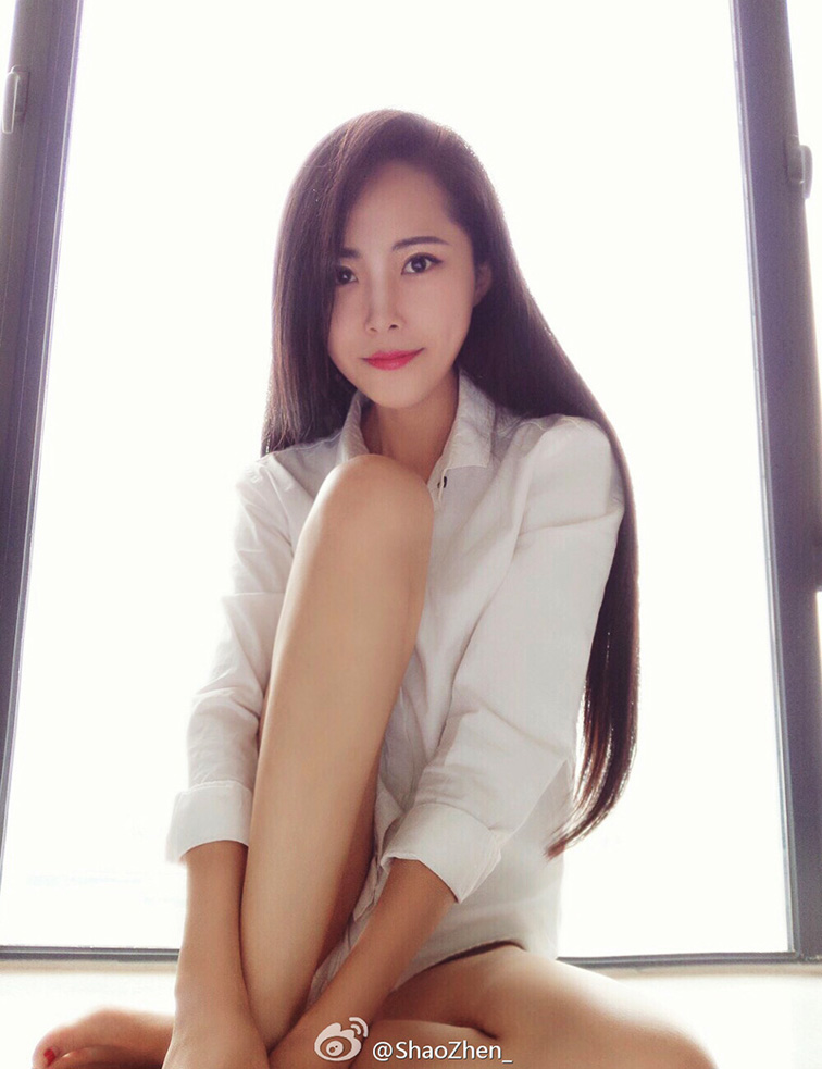 恒大球员邹正女友,恒大太太团新成员