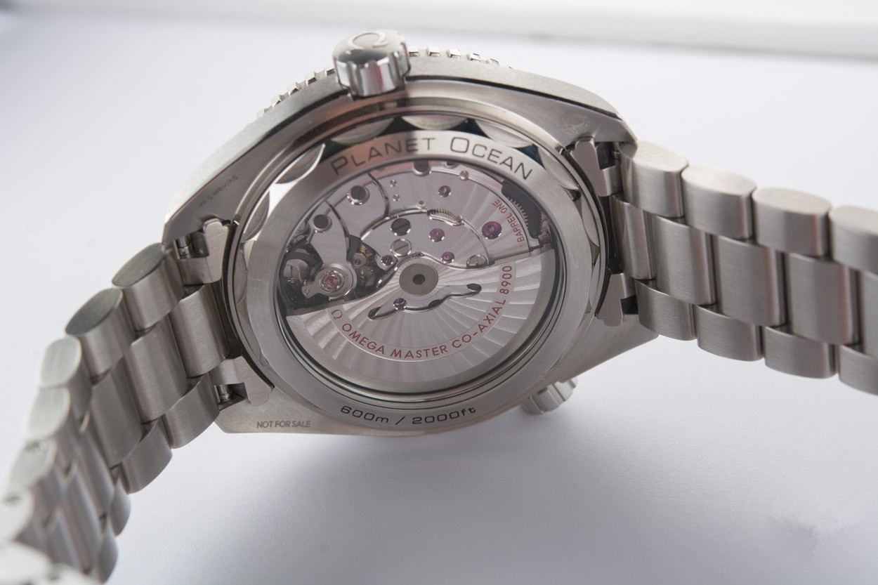 欧米茄海马和黑水鬼,欧米茄海马vs劳力士潜航者