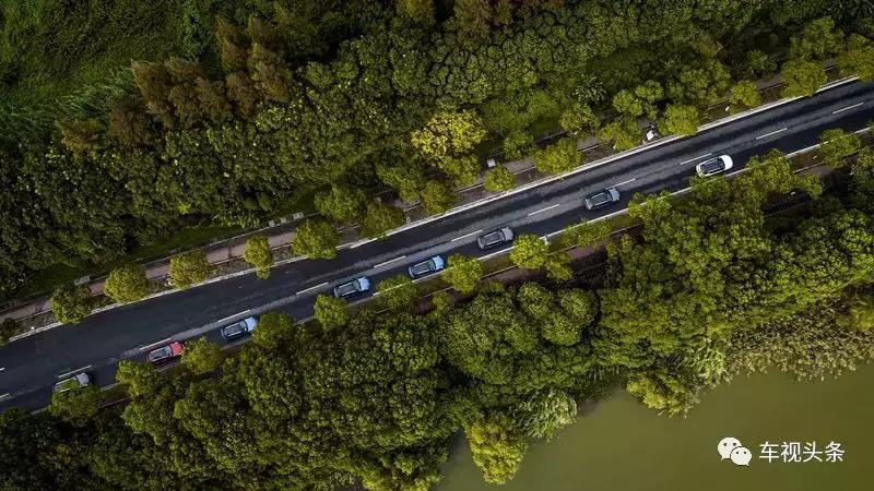 领克02hatchback黑武士低趴,领克02轿跑型suv秒杀同价位车型