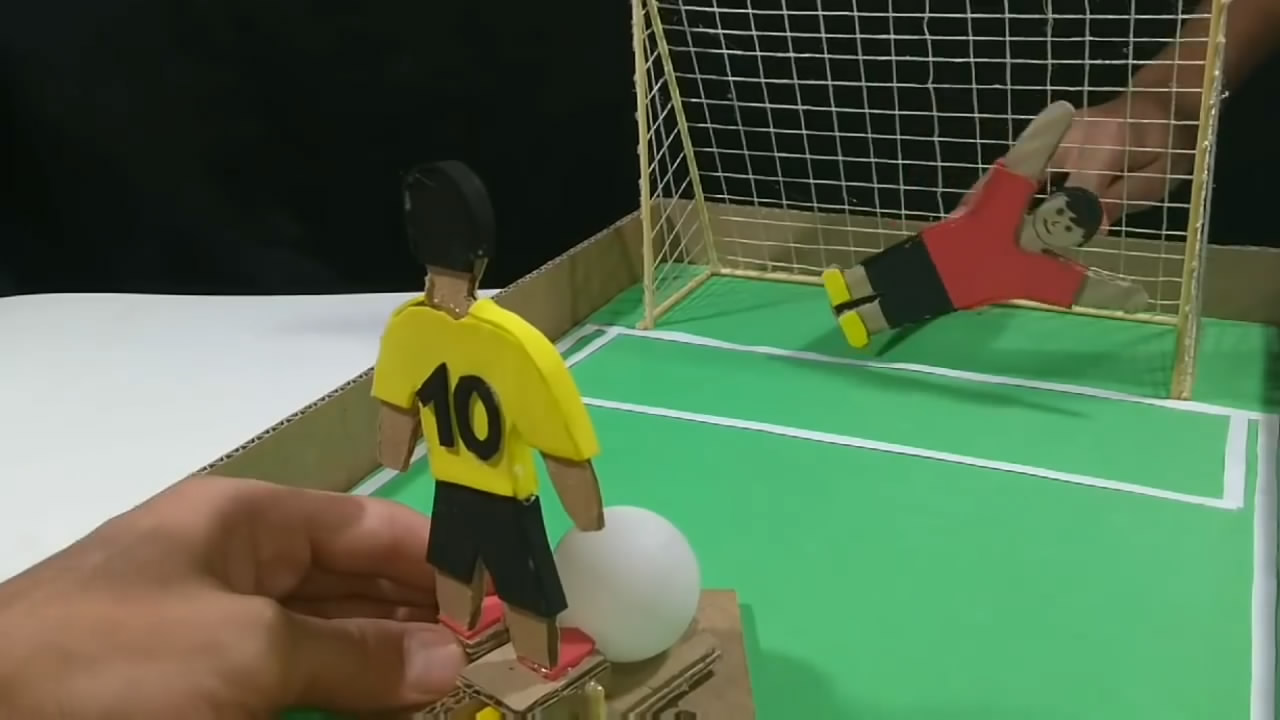 桌面足球新手教学游戏,好玩的足球游戏教程简单易学