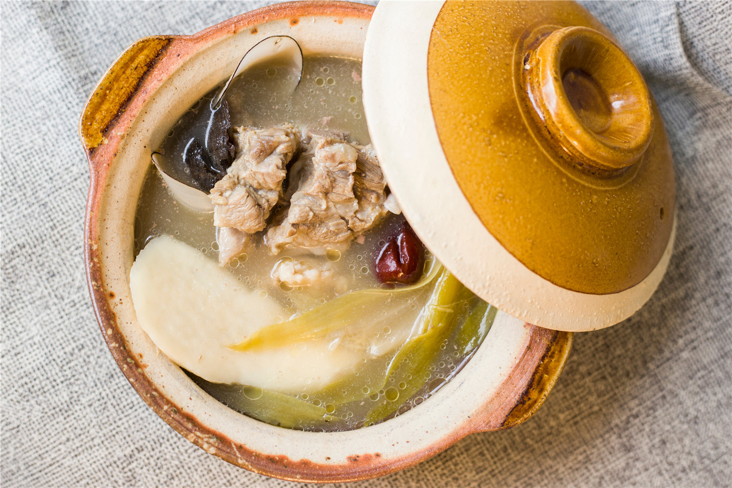 不要再去灵隐寺了，其实杭州本地人爱去的是这座李白写过的寺