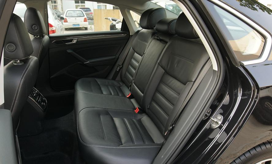 2.0利率40万30年,帕萨特330精英版首付3成