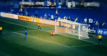 皮尔洛是怎么踢球的,皮尔洛是不是自由人