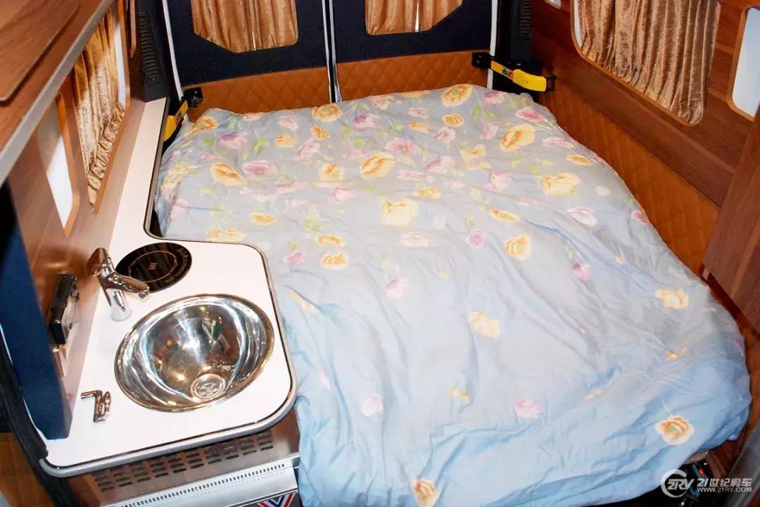 在城市的房车生活,目前性价比最好的b型自动挡房车