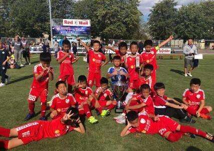 董路为什么找恒大梯队,广州恒大董路最新视频