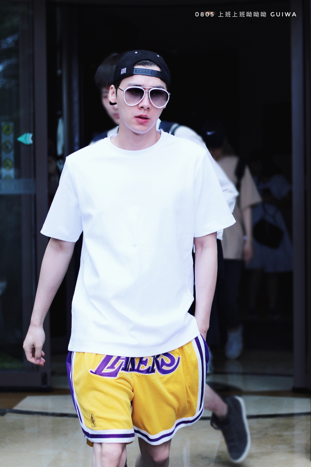 这就是灌篮李易峰站出来保护粉丝,这就是灌篮李易峰最后一次表演