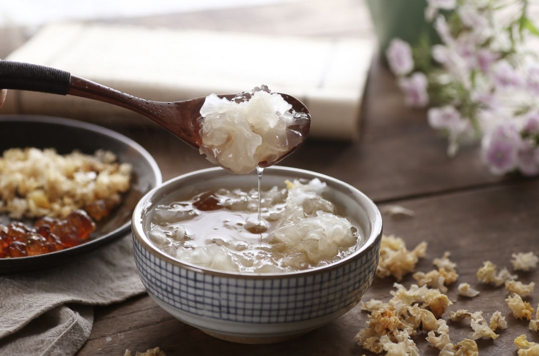 白露至秋意浓天气渐凉早晚添衣,今日白露秋意浓浓天变凉