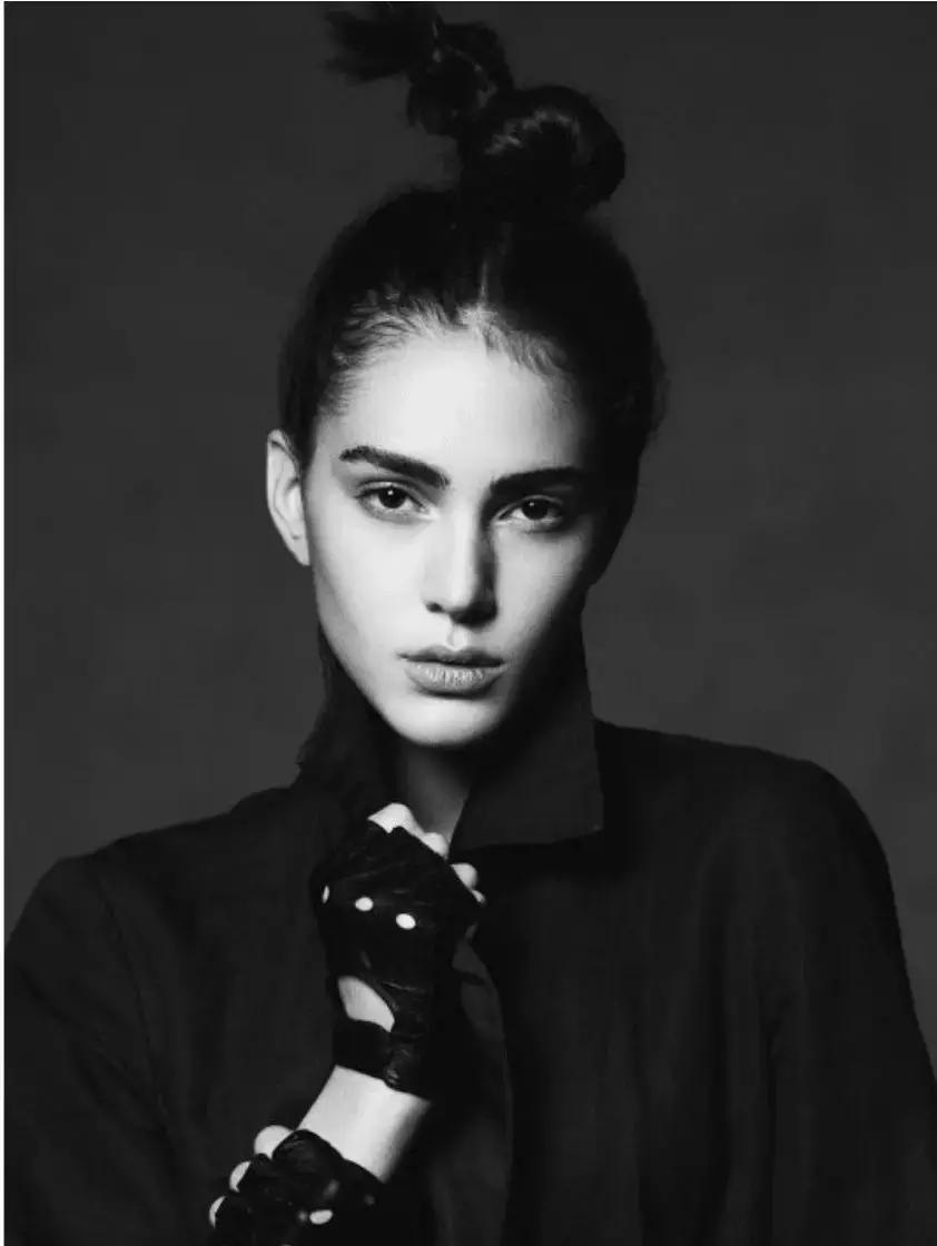 天呐！19岁=36D胸+大长腿，为什么没把我生得这么美！